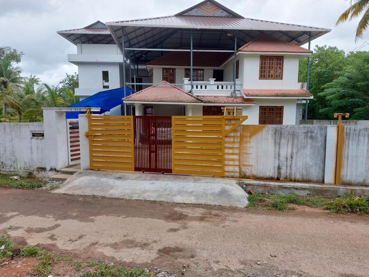 Water Gate Tourist Home And Resorts Mundrothuruth ภายนอก รูปภาพ