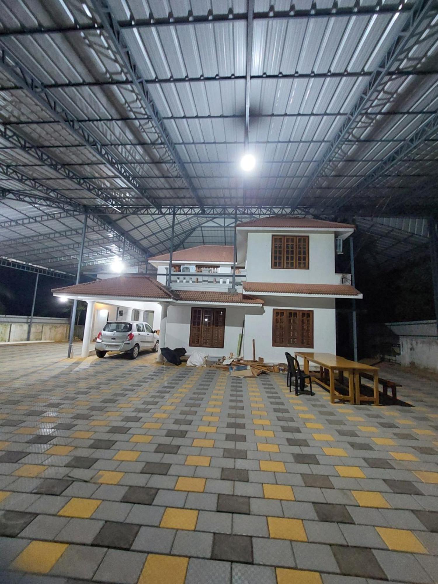 Water Gate Tourist Home And Resorts Mundrothuruth ภายนอก รูปภาพ