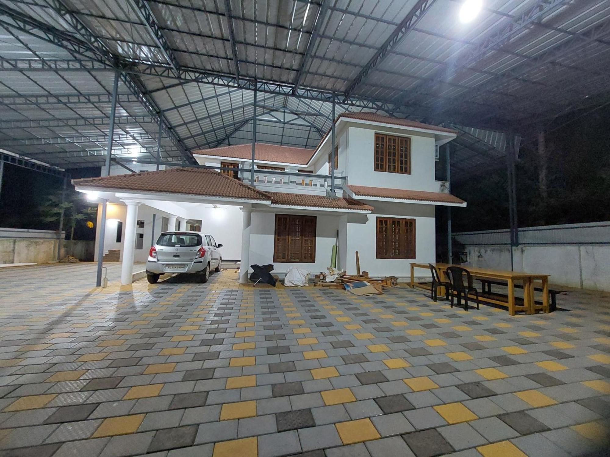 Water Gate Tourist Home And Resorts Mundrothuruth ภายนอก รูปภาพ
